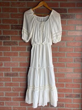 Vintage Roberta boho peasant White Maxi Dress